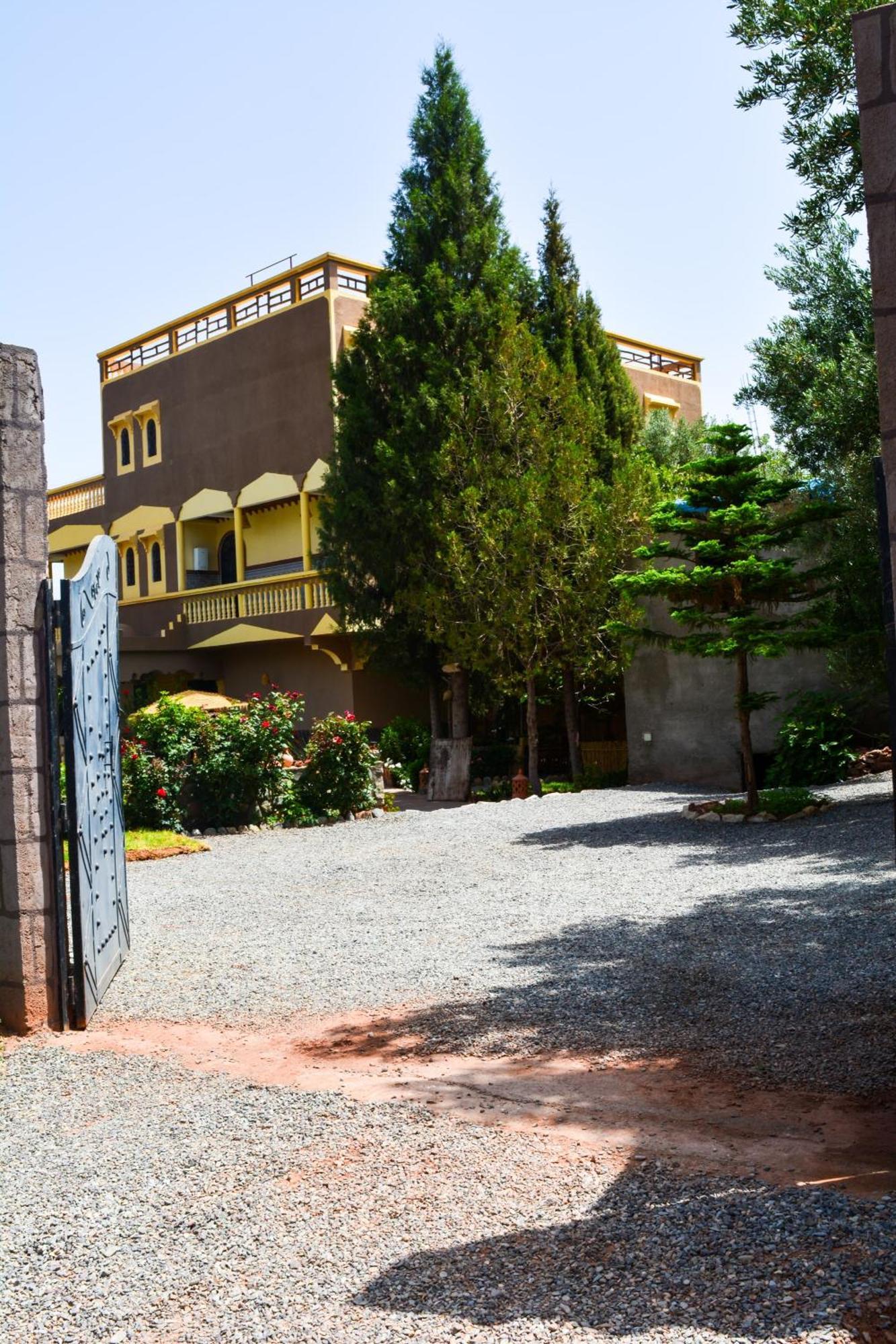 אואירגאנה Auberge Les Sapins מראה חיצוני תמונה